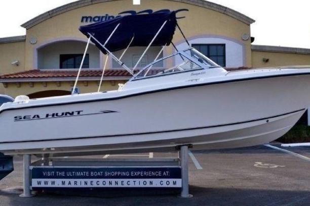 18' Seahunt Bowrider