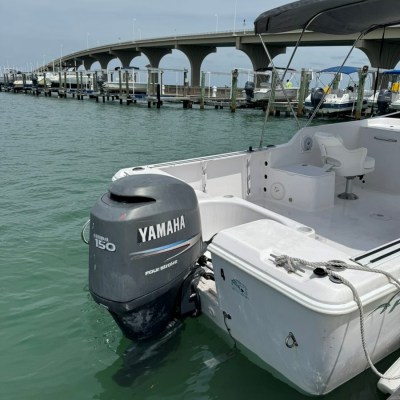 side of the boat with yamaha 150 motor