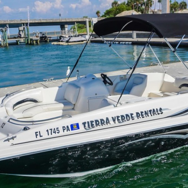 Tierra Verde Watersports 20 foot St Petersburg Boat Rental